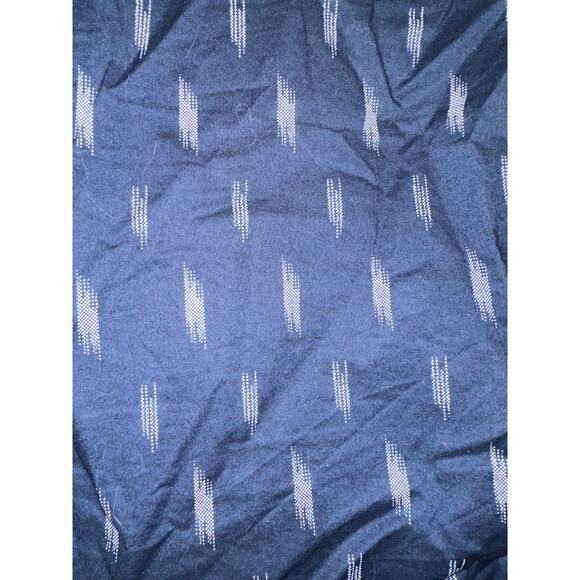 Banana Republic Medium Slim Fit Navy and White Patterned Casual Shirt - Picture 3 of 4